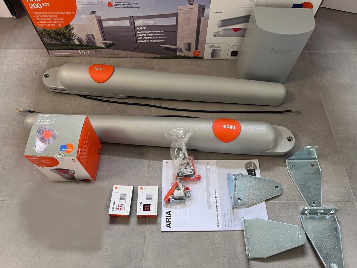 Nice Home ARIA200 - 2 piloty, lampa