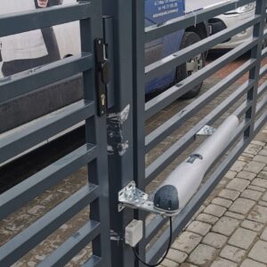 Napędy, siłowniki, automatyka napędów do bram skrzydłowych- Warszawa, Pruszków, Grodzisk Mazowiecki